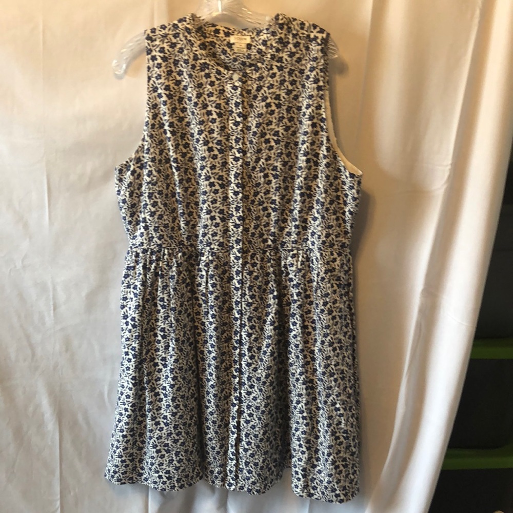 J Crew size 18 white with blue flower. Fully lined.  Button up front  cotton